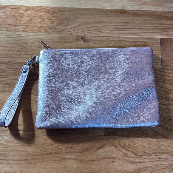 Express Light pink clutch